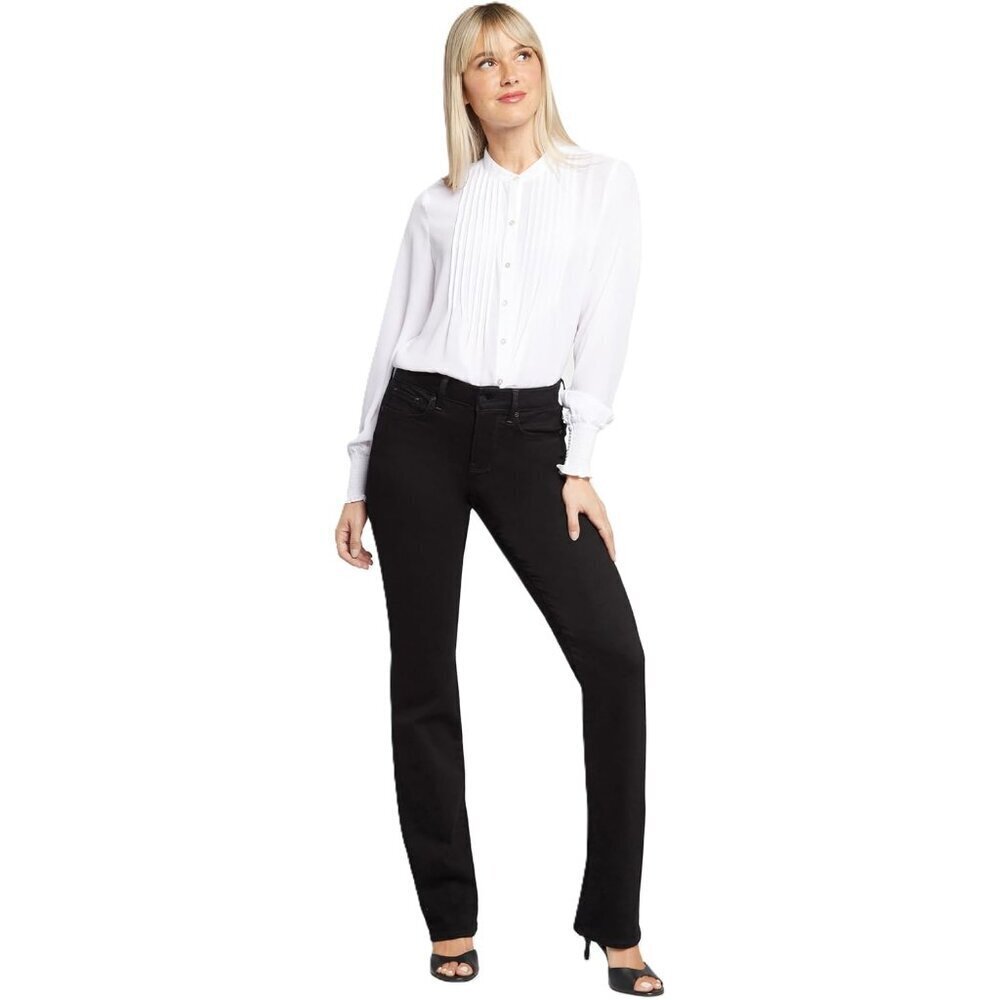 Women's Black Denim Jeans Size 12 Straight Leg Lift Tuck Classic Fit